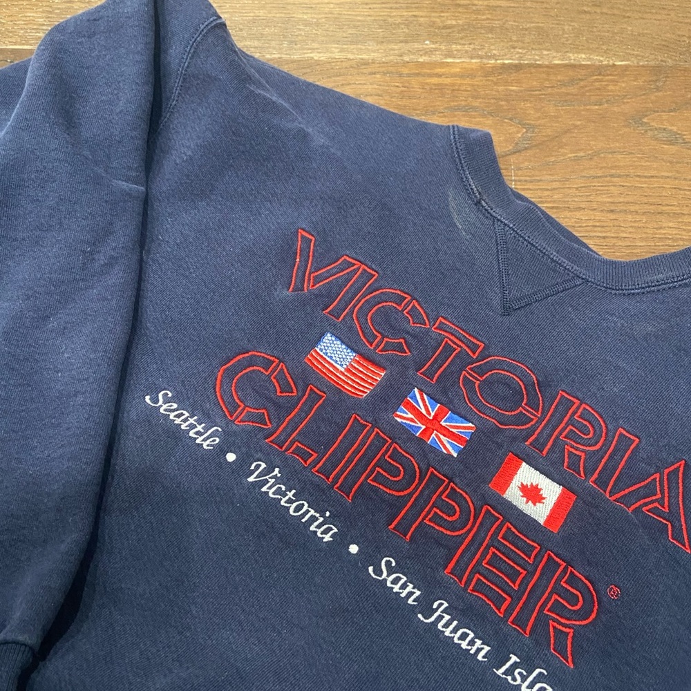 Navy vintage blue crew neck 💙